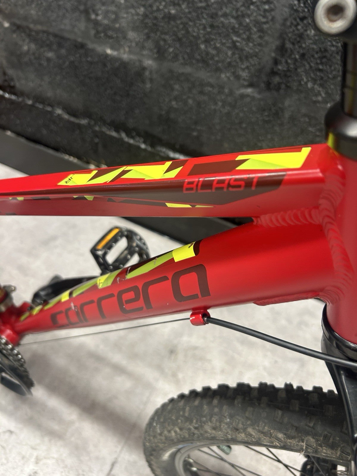 Carrera Blast Junior Mountain Bike 24” Wheel Suitable For Ages 8-12 Approx  Red