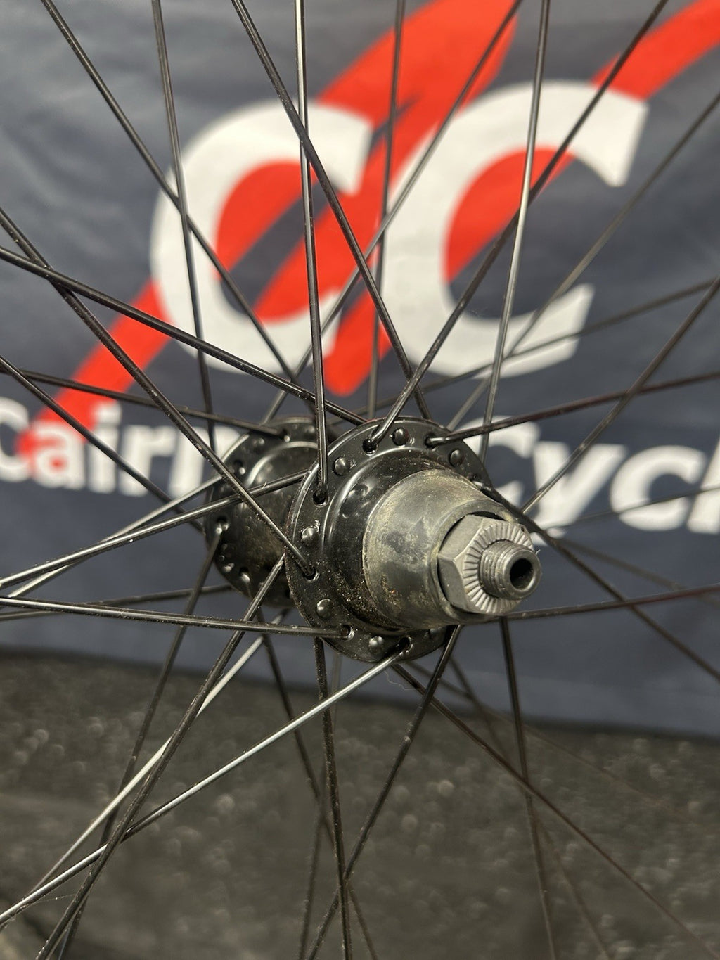 Raleigh 26 Inch Rear Wheel Rim Brake Screw On Quick Release