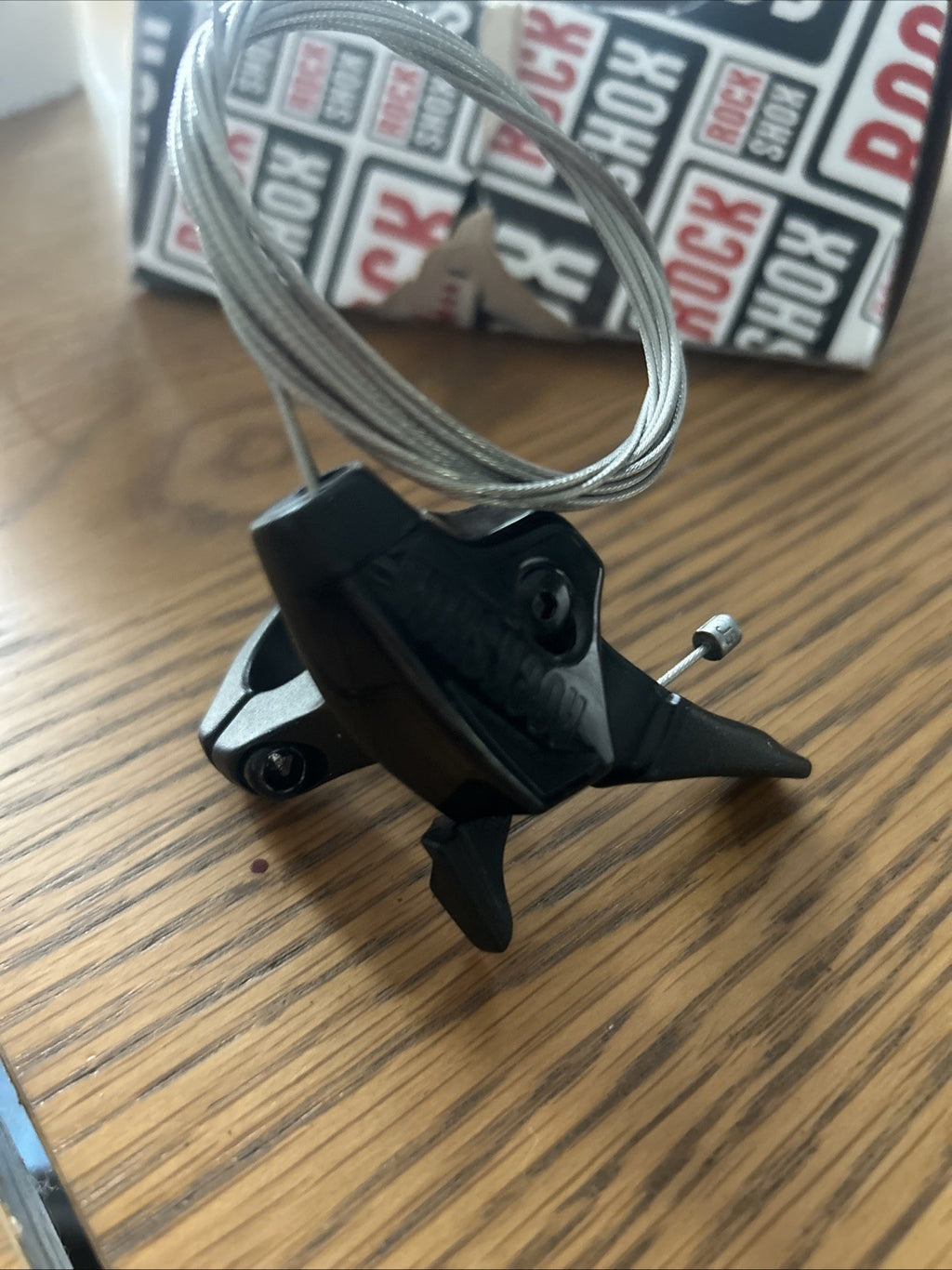 SRAM Rockshox Oneloc Remote Lock Out Right Hand Lever Front And Rear Lockout