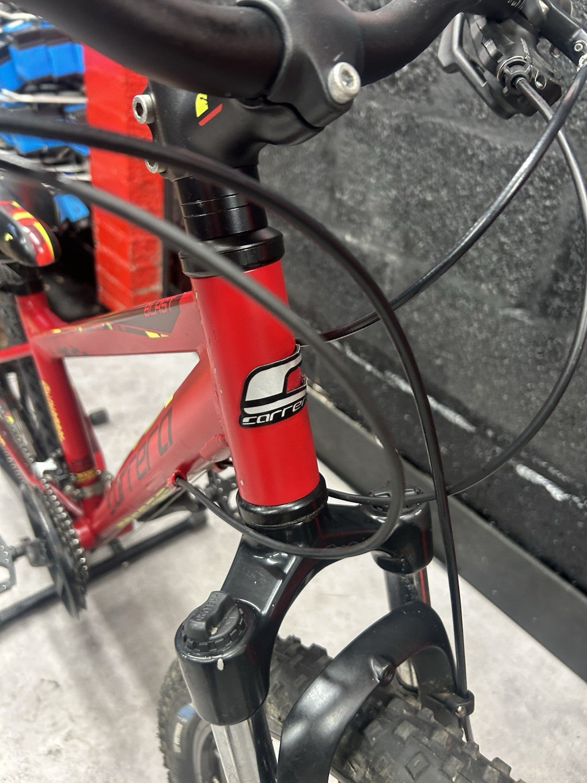 Carrera Blast Junior Mountain Bike 24” Wheel Suitable For Ages 8-12 Approx  Red