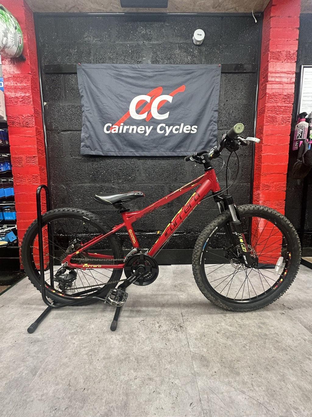 Carrera Blast Junior Mountain Bike 24” Wheel Suitable For Ages 8-12 Approx  Red