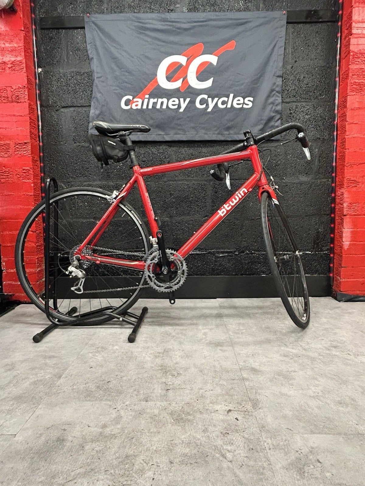 Triban 3 Road Bike Aluminium Frame With Carbon Fork 8 Speed Triple 53cm Frame
